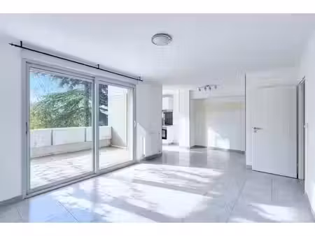 vente appartement 3 pièces 62 m² à champagne-au-mont-d'or (69410)  315 000 €