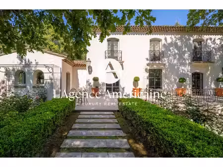villa d'exception au cœur d'un golf classé