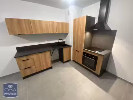 appartement à louer 3 pièces 55 m² - arles (13) - 710€