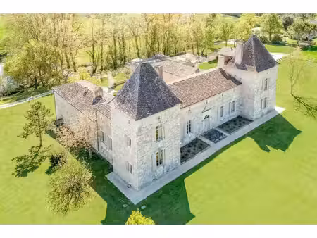 le château du monarque — elégance intemporelle et charme historique