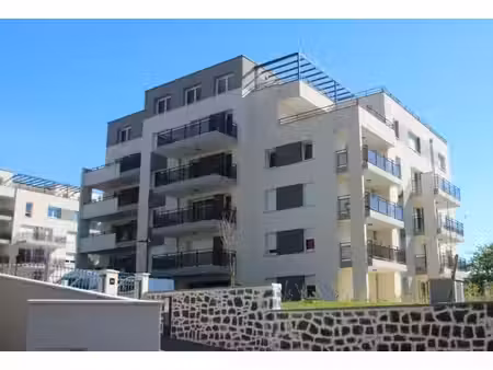 location appartement 3 pièces 66m² clermont ferrand 63000