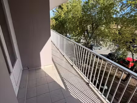 location appartement 3 pièces 69m² rillieux la pape 69140