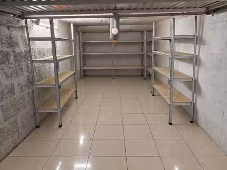 garage fermé avec électricité – face à l’hôpital lenval – nice – 45 000 €