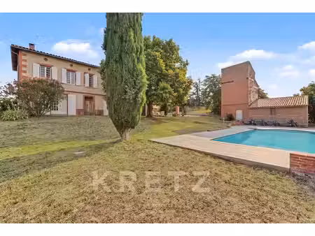 propriété 1850 rénovée  terrain 6000m2  piscine  pigeonnier  vue