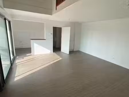 location appartement 4 pièces à douvres-la-délivrande (14440) : à louer 4 pièces / 103m² d