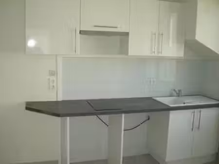 location appartement 2 pièces à notre-dame-de-monts (85690) : à louer 2 pièces / 22m² notr