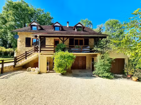 charmante maison  2 chambres avec piscine et terrain