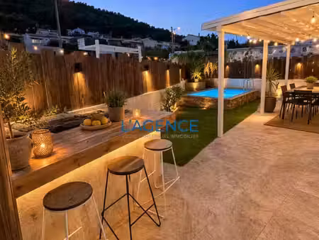la moutonne grand t2 moderne avec jardin piscine et jacuzzi
