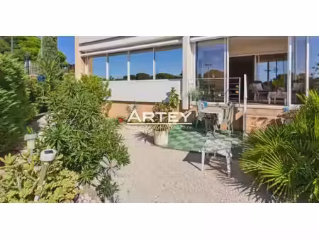 t3 rez de jardin proximité commerces