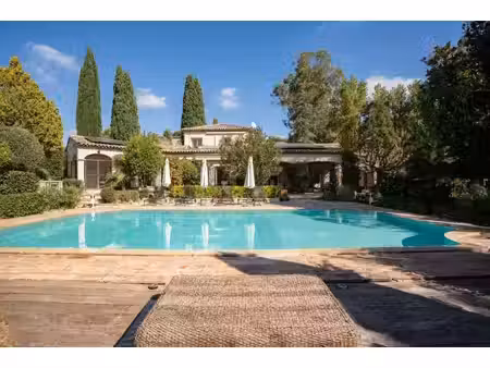 saint-paul de vence – bastide de charme avec piscine  jardin paysager et 5 chambres
