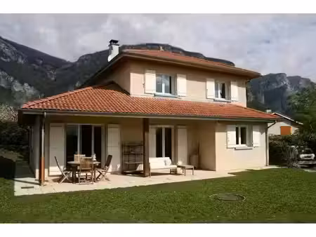 location maison 5 pièces 119.31 m² à bernin (38190)  1 550 €