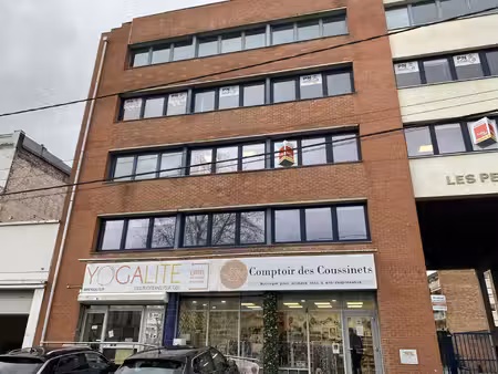 location local professionnel 175m²