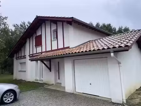 location maison 5 pièces 120 m² à ascain (64310)  1 350 €