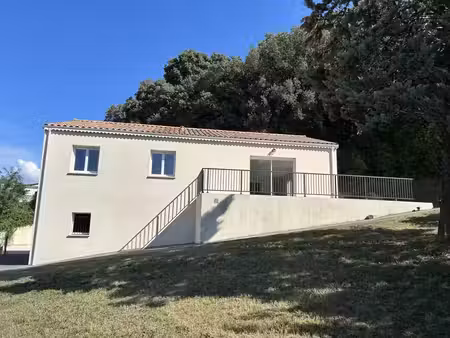 location maison 5 pièces montélimar 26200 - 1400 € - surface privée