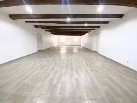 location local commercial 95m2 marseille 2eme (13002) - 790 € - surface privée