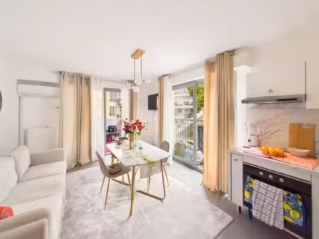 bel appartement 2 pièces avec terrasse – nice villa arson
