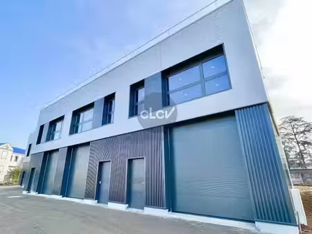 location locaux professionnels 337 m² à decines-charpieu (69150)  3 805 €