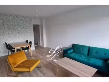location - appartement 3 pièces 69 m