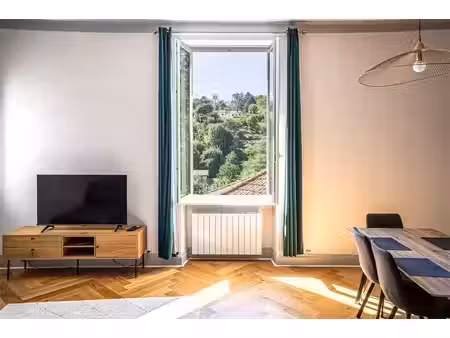 duplex familial au sein d'une petite copro avec parc privatif