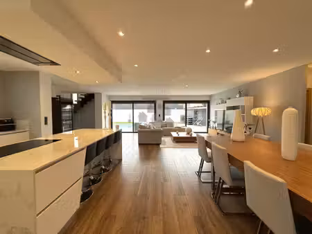 villa contemporaine 197 m2 piscine garage