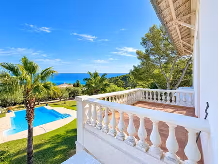 maison de 8 pièces de luxe en vente à saint-raphaël  france