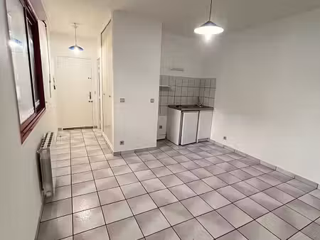 location appartement 2 pièces 30m²