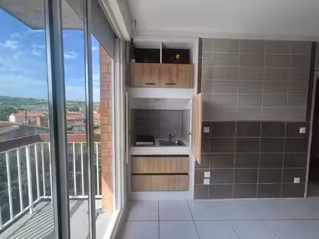 studio lumineux avec grand balcon et parking dans résidence sécurisée – rangueil