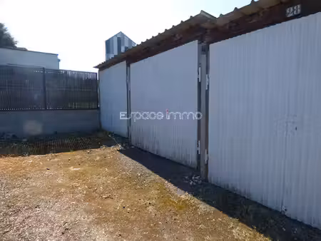 location parking montville 76710