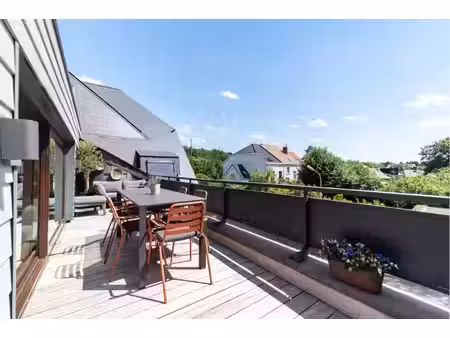penthouse à vendre avec terrasse et 3 chambres   rhode-saint-genèse (vbe82481)