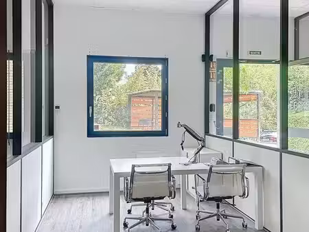 prestigieux bureau de 143 m2 en location - limonest  auvergne-rhône-alpes