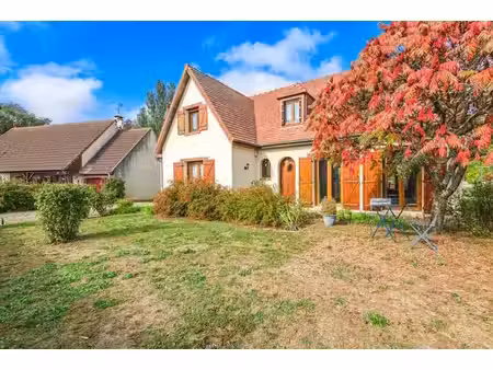 vente maison 5 pièces 180 m² à chambry (02000)  336 000 €