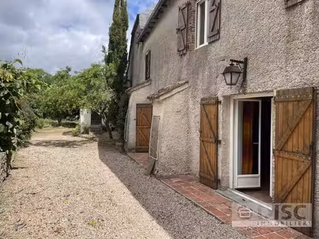 corps de ferme avec gîte non attenant