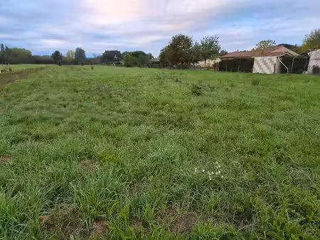 terrain à bâtir à gours (33660)