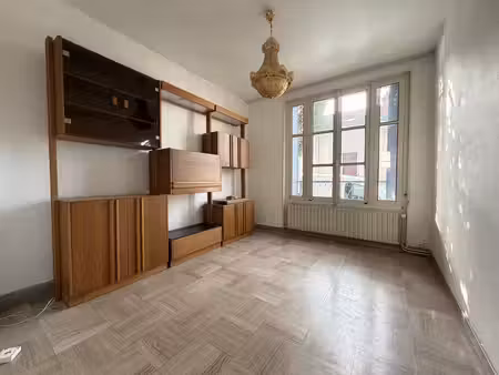 à vendre – appartement 2 chambres de 50 52 m² à corbeil-essonnes