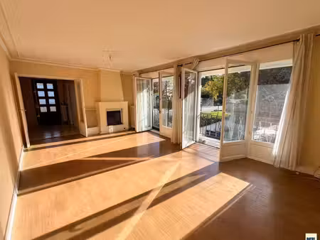 maison t6 le rosais