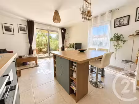 appartement f3 à vendre - 3 pièces - 60 m2 - st cyr sur mer - 83 - provence-alpes-cote-d-a