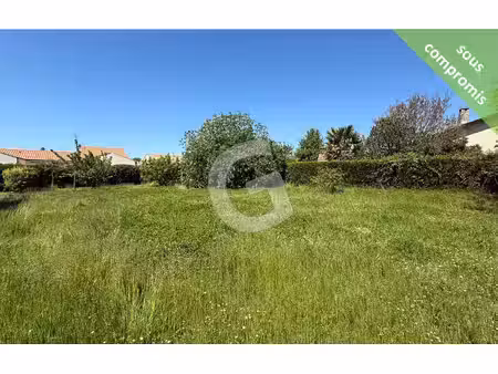 achat terrain 770m²