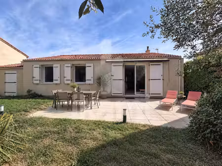 maison 3 chambres avec garage - carport et dépendance