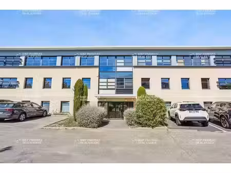 location bureaux aix-en-provence 13100 168m² à 775m²