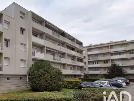 appartement à salon-de-provence (13300)