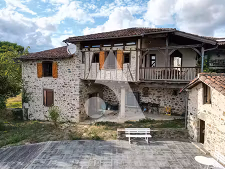 maison prendeignes 156m²  6 pièces  4 chambres avec piscine.
