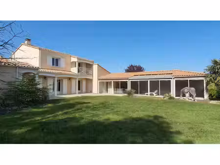 achat : maison (85710)