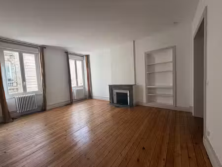 location appartement 3 pièces 78m²