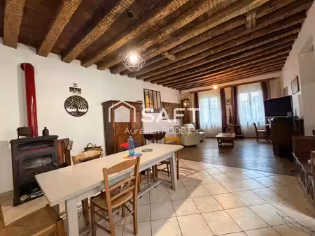 maison de charme  vie plain-pied  coeur de ville.
