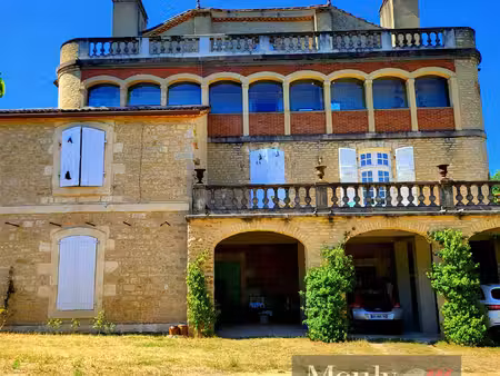 demeure de charme situee dans la belle vallee du lot