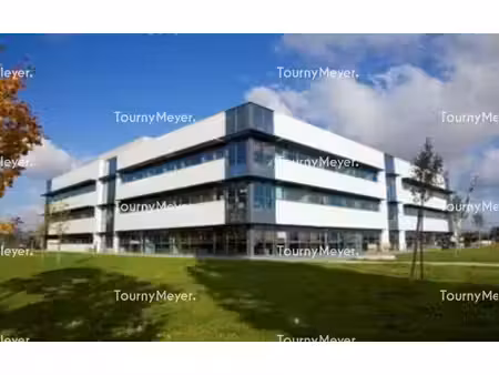 location bureaux 305m² à 5859m²