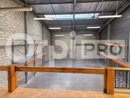 vente local d’activités saint jean d illac 33127 297m²