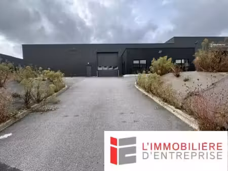 location local d’activités landevant 56690 380m²