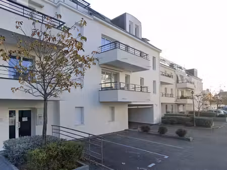 appartement type t2 de 39 m2 avec ascenseur  commerces à proximité