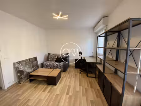 location appartement 1 pièce 26m² toulon 83000